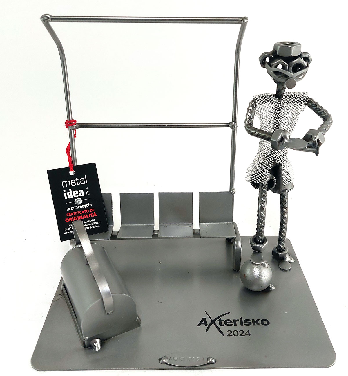 SCULTURA ALLENATORE DI CALCIO - immagine 7
