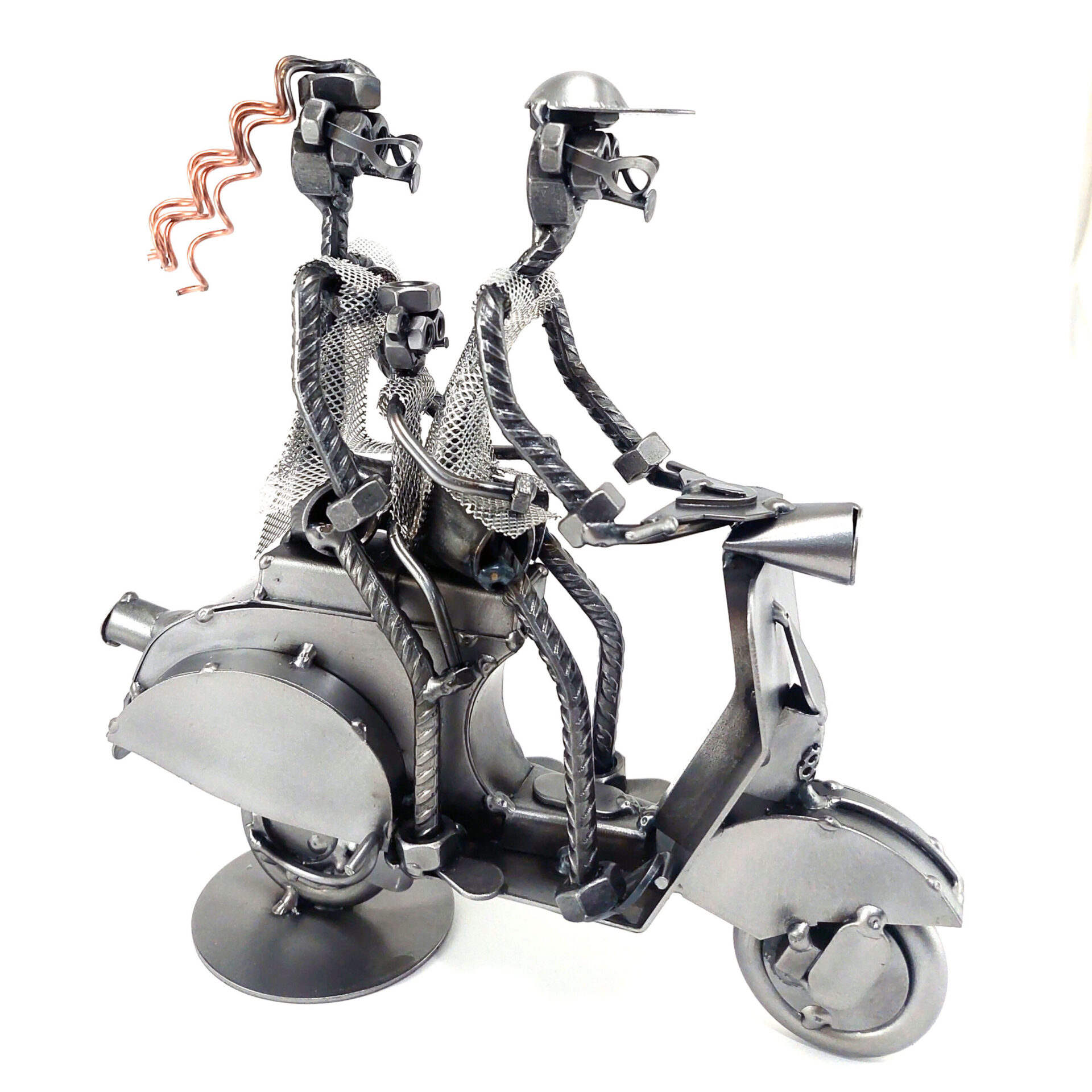 SCULTURA FAMILY SU VESPA con BAMBINO - immagine 4