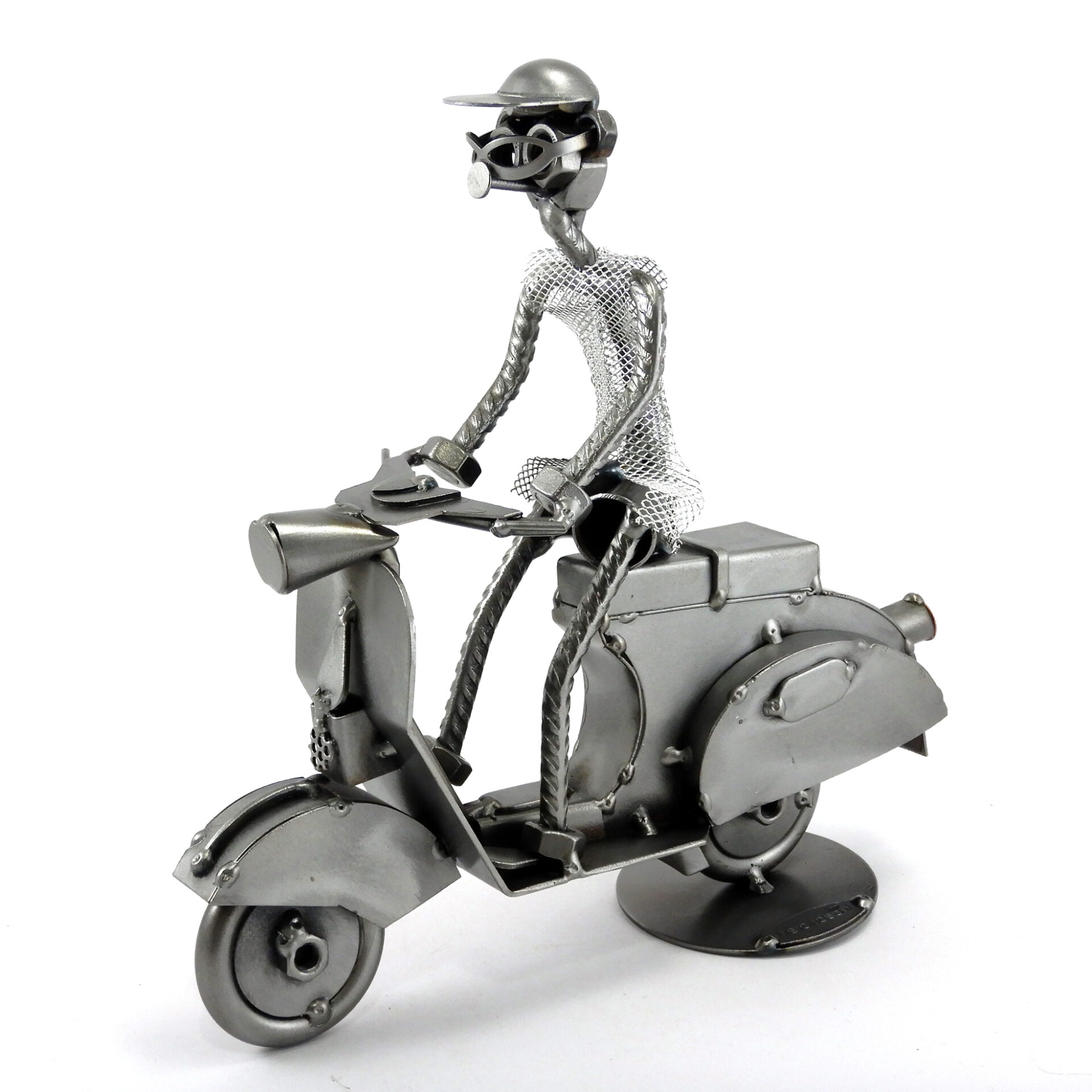SCULTURA VESPA CON GUIDATORE - immagine 2