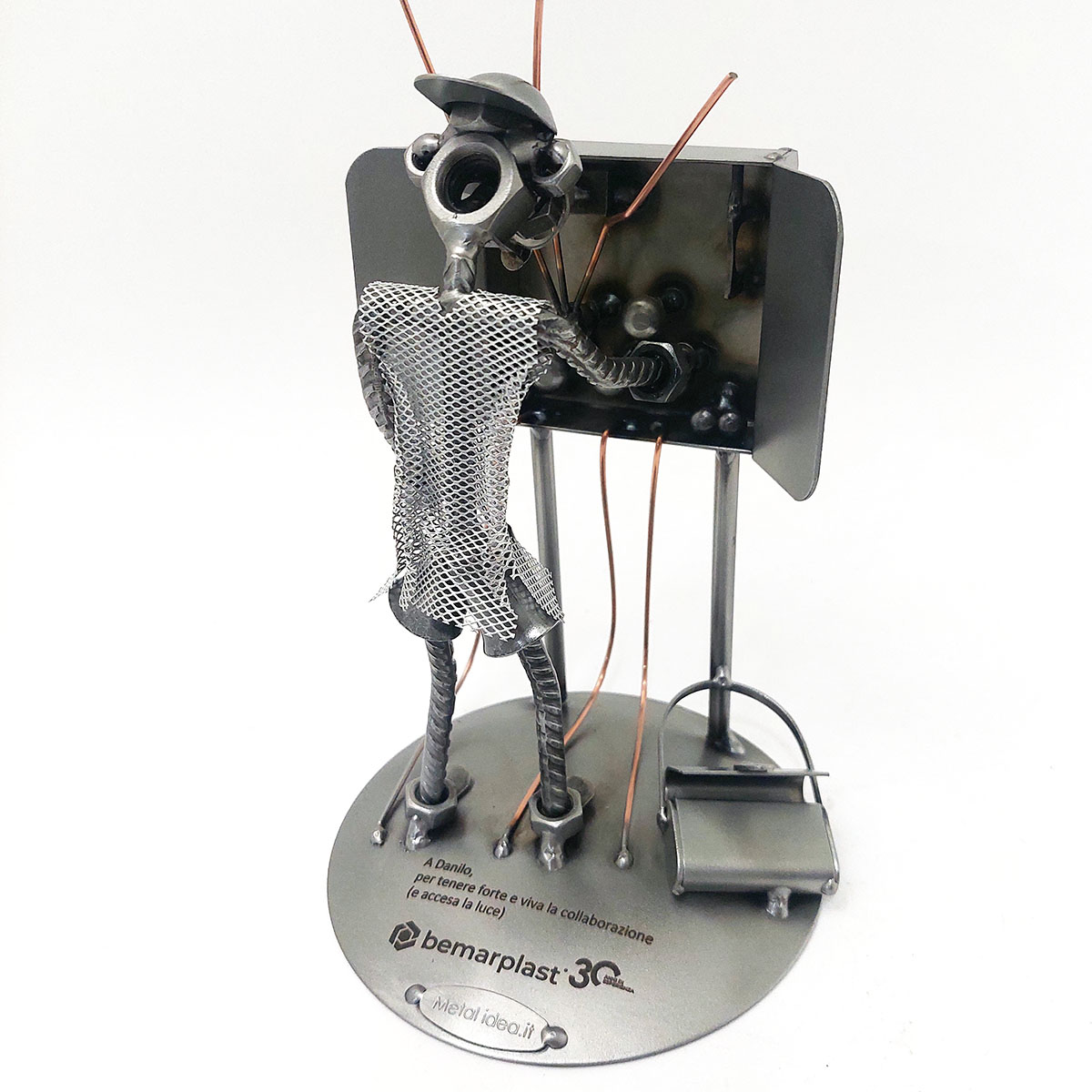 SCULTURA ELETTRICISTA - immagine 6