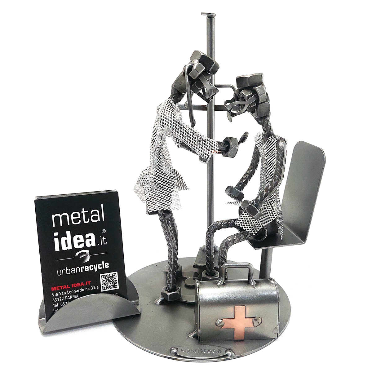 SCULTURA DOTTORE CON PAZIENTE - immagine 7