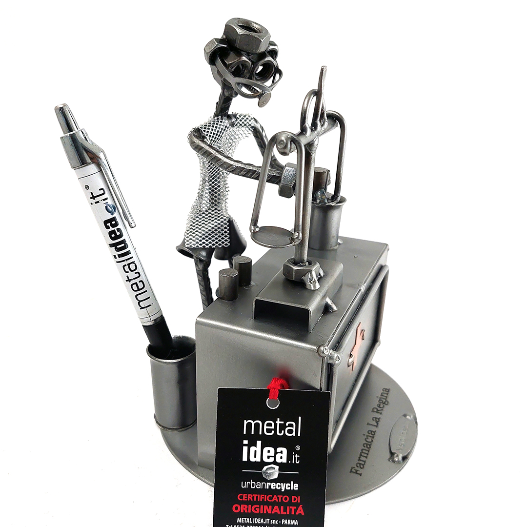 SCULTURA FARMACISTA ERBORISTA - immagine 7