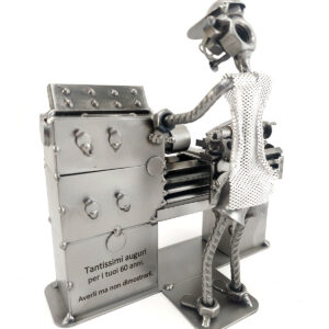SCULTURA TORNITORE METALMECCANICO - immagine 9