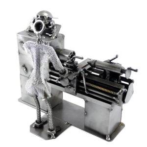 SCULTURA TORNITORE METALMECCANICO - immagine 2