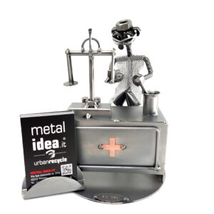 farmacista erborista con personalizzazioni metal idea.it