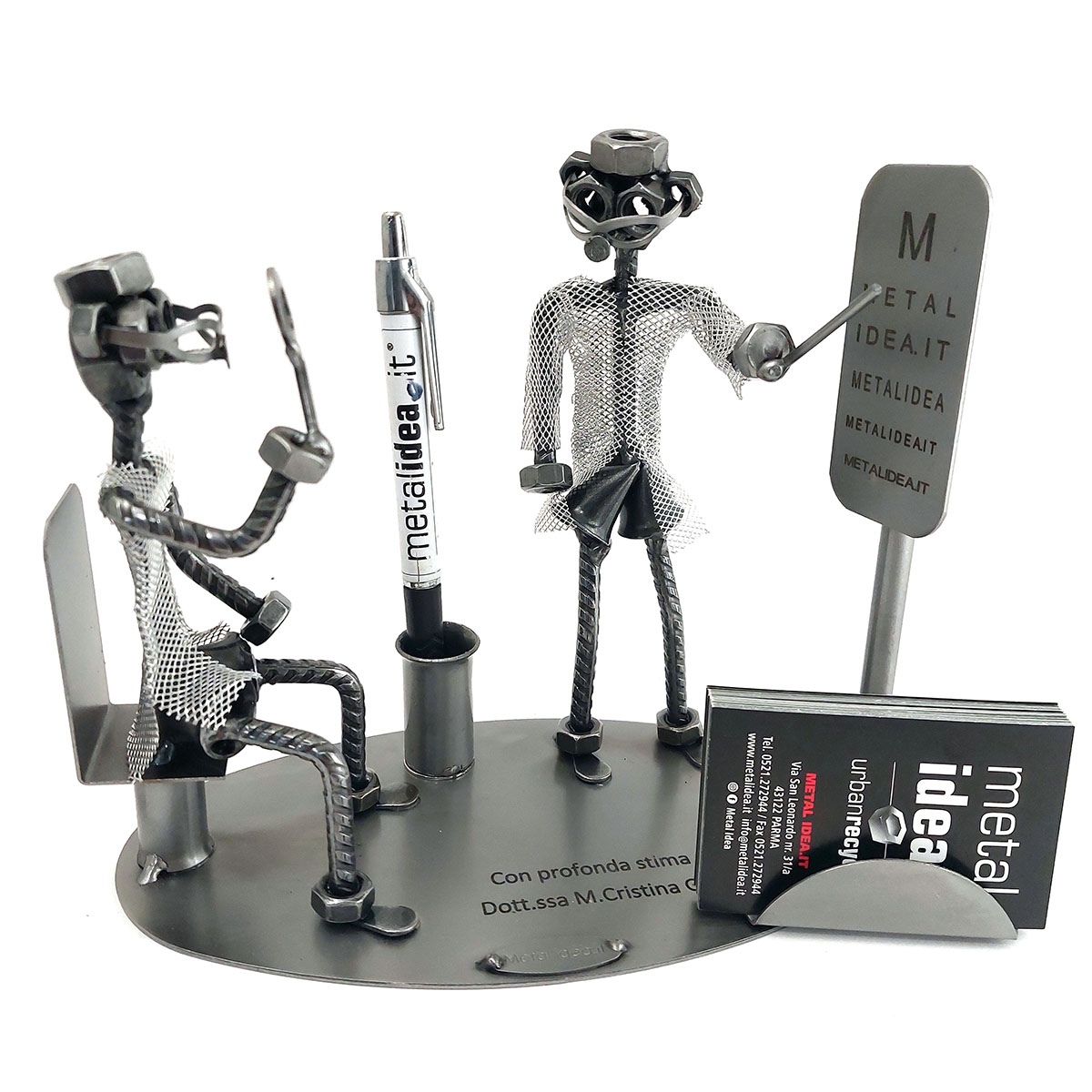 oculista con accessori metal idea.it