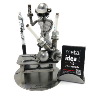 meccanico con personalizzazioni metal idea.it