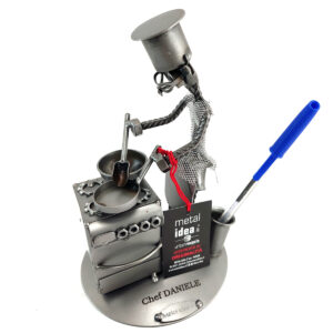 cuoco con personalizzazioni metal idea.it