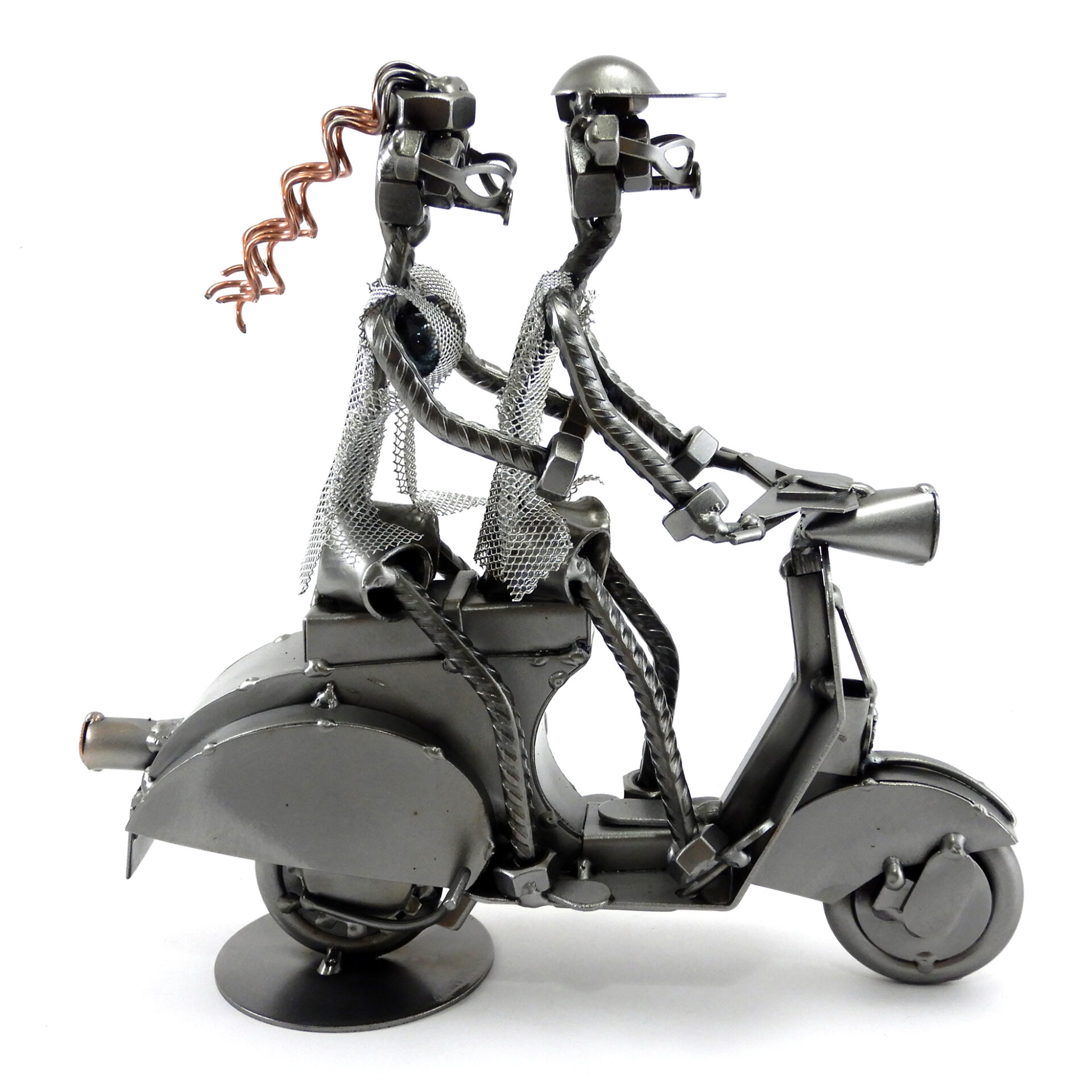 SCULTURA COPPIA SU VESPA - immagine 4