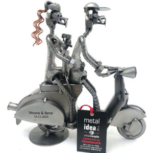 family in vespa con personalizzazione metal idea.it