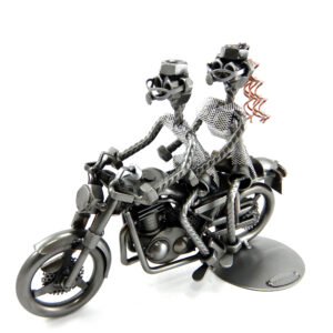 Alternative view of SCULTURA COPPIA SU MOTO DA CORSA