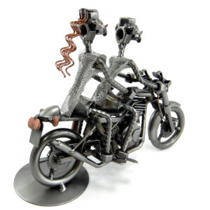 SCULTURA COPPIA SU MOTO DA CORSA - immagine 6