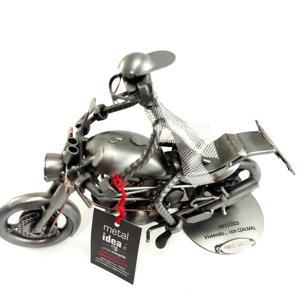SCULTURA MOTOCICLISTA SU MONSTER - immagine 7