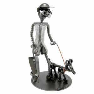 Alternative view of SCULTURA UOMO CON CANE