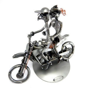 SCULTURA COPPIA SU MOTO CROSS - immagine 4