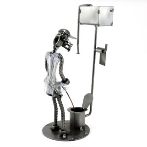Alternative view of SCULTURA UOMO AL WC