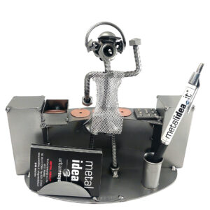DJ CON ACCESSORI METAL IDEA.IT
