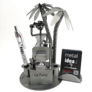 SCULTURA BOSS TRAVEL OFFICE - immagine 5