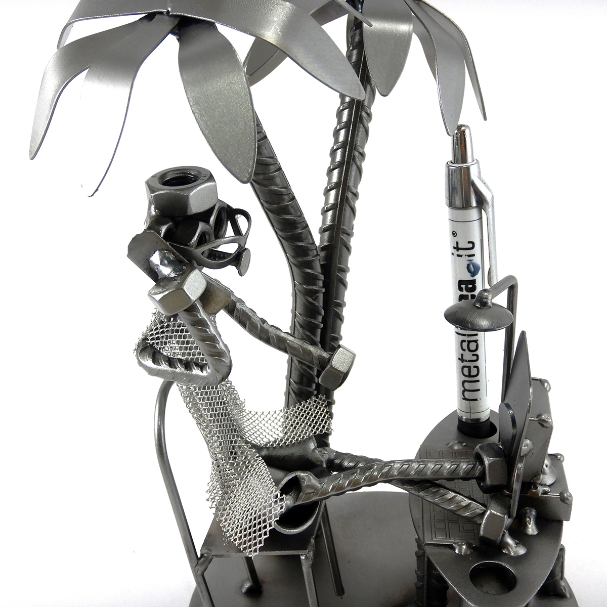 IMPIEGATO IN VACANZA METAL IDEA.IT