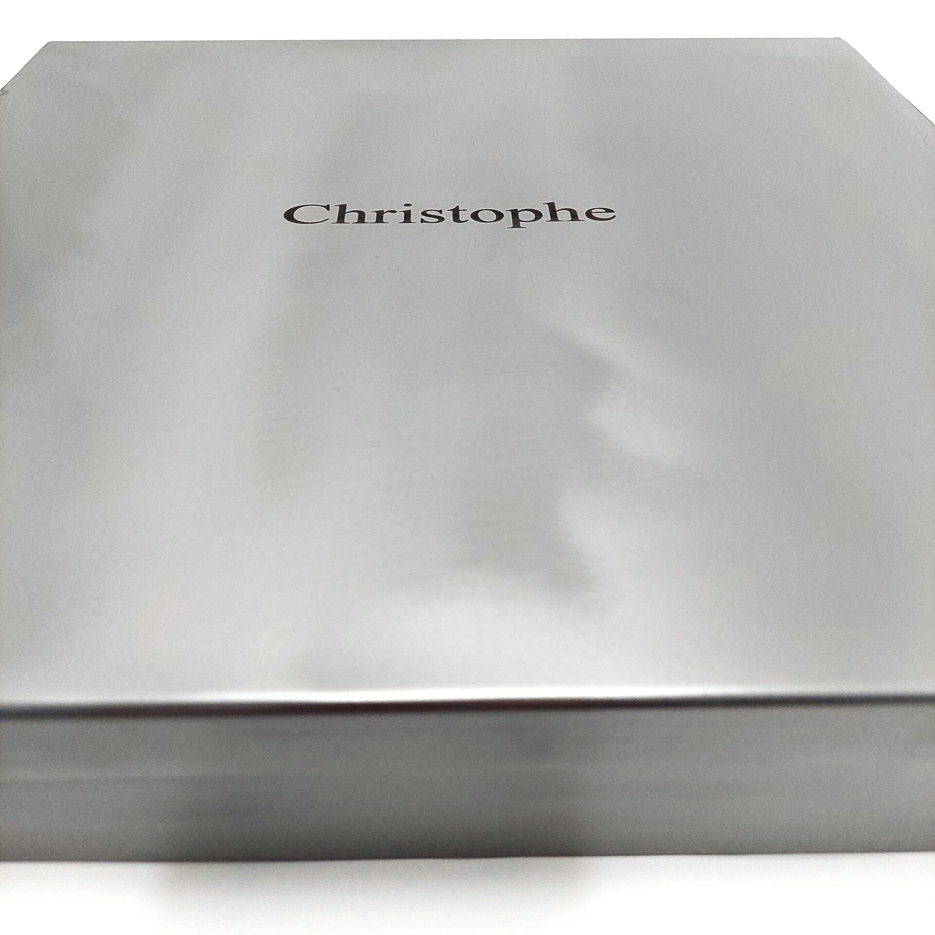 personalizzazione su scatola scacchiera Metal idea.it