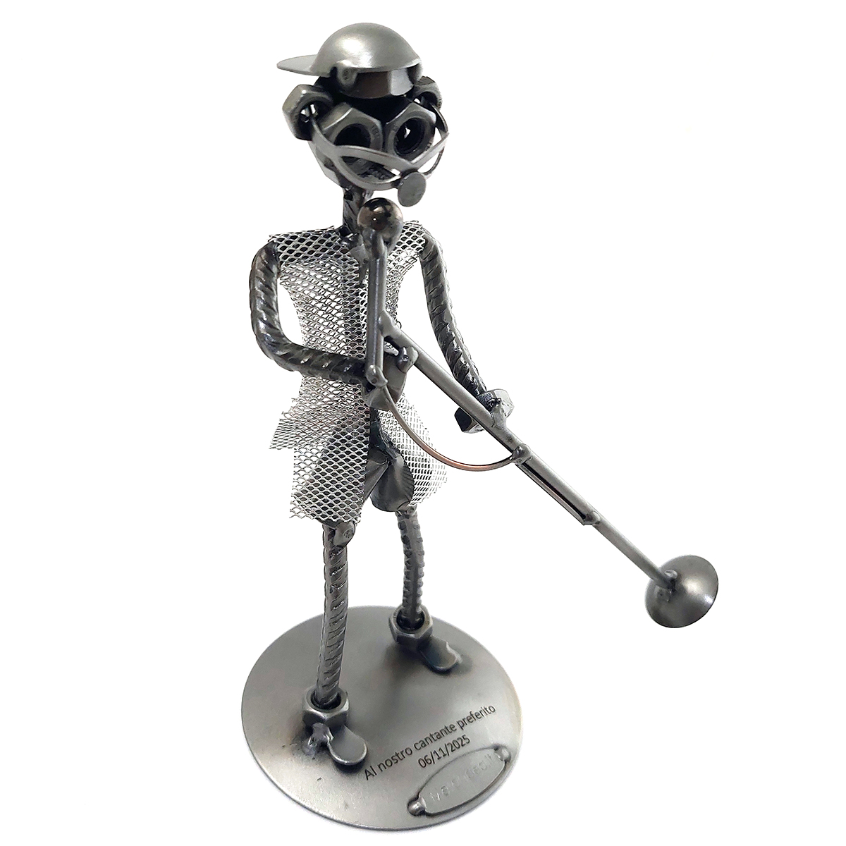 cantante con personalizzazioni metal idea.it