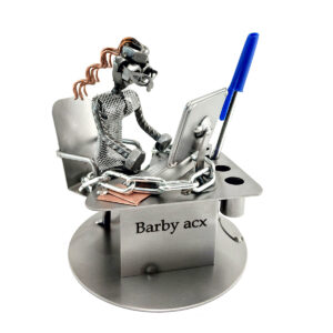 impiegata con personalizzazione metal idea.it
