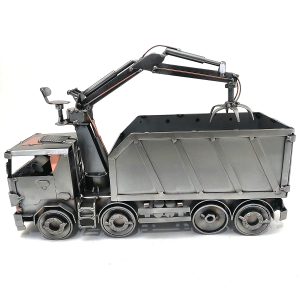 SCULTURA CAMION CON RAGNO - immagine 4